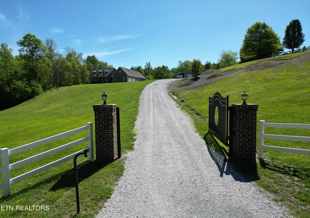 Homes for sale in Andersonville, TN | 233 Tudor Hollow Rd, Andersonville, TN 37705 | MLS# 1340042