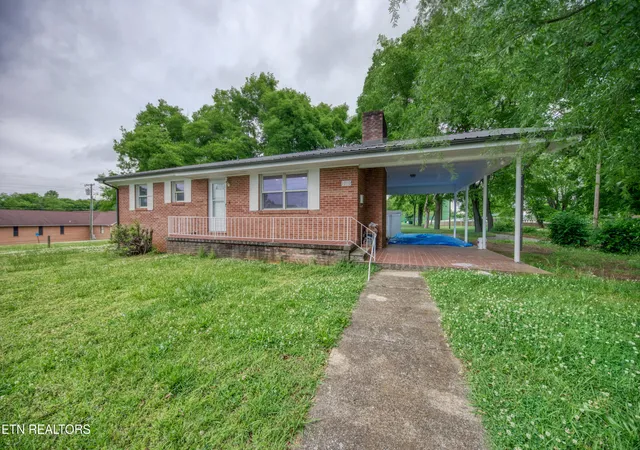 2nd image of 1010 W Morris St, Sweetwater, TN 37874 | MLS# 1339173