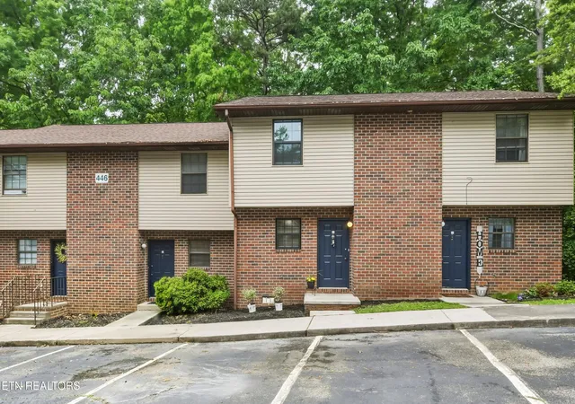 Homes for sale in Powell, TN | 446 Tammy Dr #8, Powell, TN 37849 | MLS# 1340150