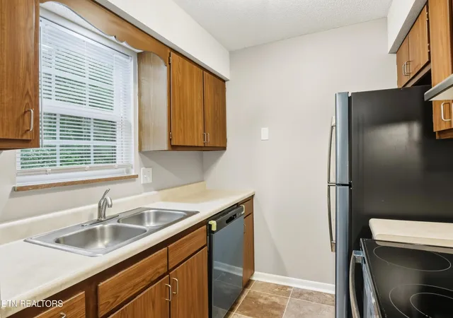 Homes for sale in Powell, TN | 446 Tammy Dr #8, Powell, TN 37849 | MLS# 1340150