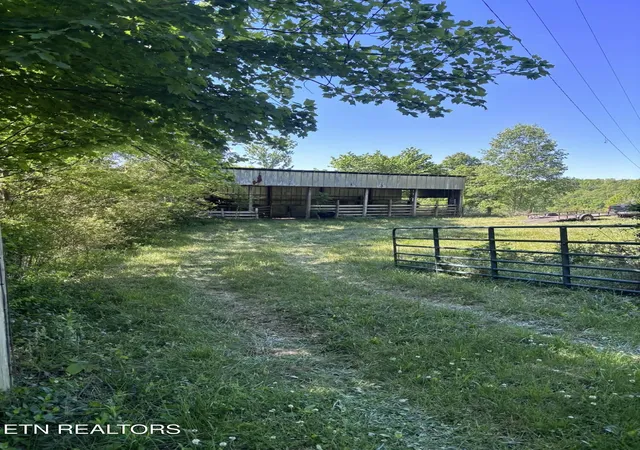 1st image of 407 Earl Maples Ln, Tazewell, TN 37879 | MLS# 1339332