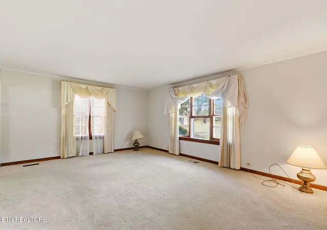 4th image of 205 W Main St, Niota, TN 37826 | MLS# 1339473