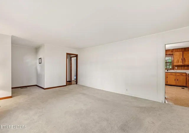 5th image of 205 W Main St, Niota, TN 37826 | MLS# 1339473