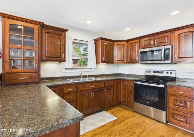 Homes for sale in Spring City, TN | 115 Dabbs Dr, Spring City, TN 37381 | MLS# 1339839