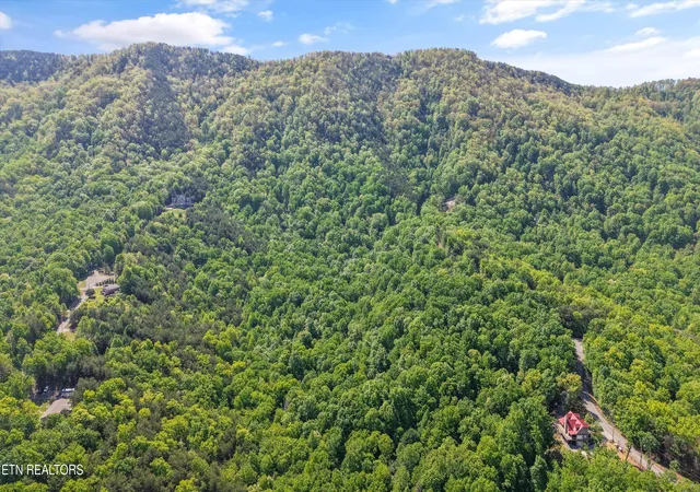 2nd image of Tract 77 Chilhowee Tr, Maryville, TN 37803 | MLS# 1339505
