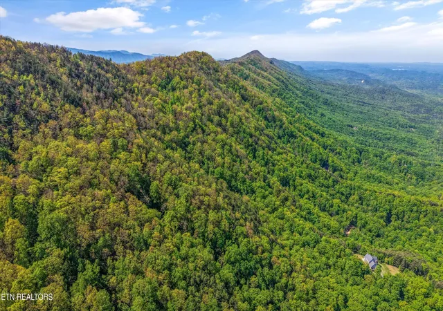 3rd image of 77 & 1-2 Chilhowee Tr, Maryville, TN 37803 | MLS# 1339507