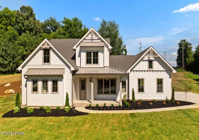 Homes for sale in Louisville, TN | 3812 Lakeside Estates Wy, Louisville, TN 37777 | MLS# 1340394