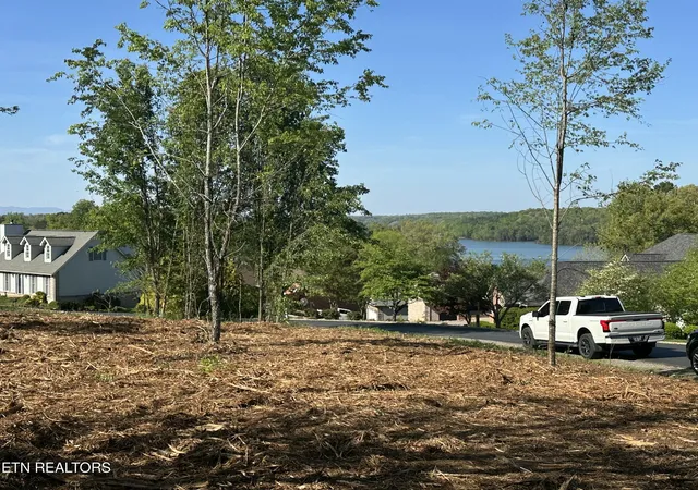 2nd image of 104 Tuhdegwa Wy, Loudon, TN 37774 | MLS# 1340494