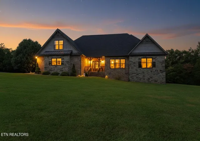 Photo 2 of Sale Pending at 159 N Victor Way, Crossville, TN 38555 | MLS# 1339543 | Listing updated on 2026-08-01