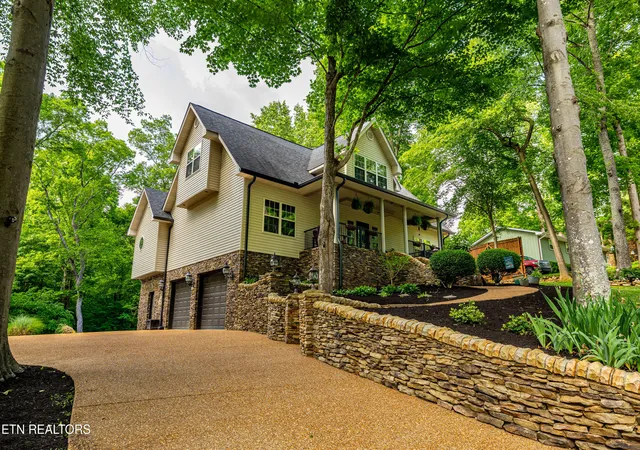 Homes for sale in Louisville, TN | 4323 Deer Run Dr, Louisville, TN 37777 | MLS# 1339578