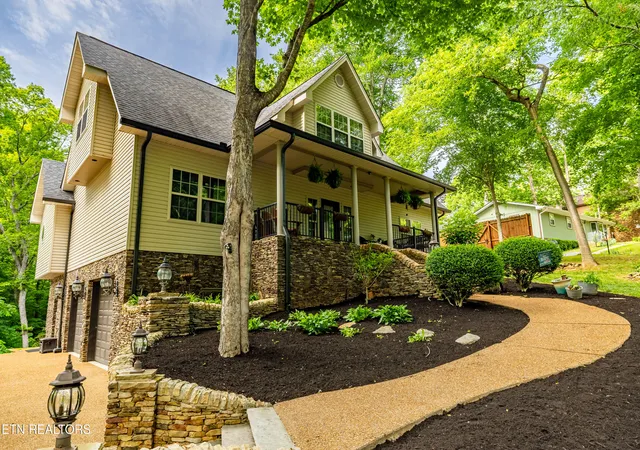Homes for sale in Louisville, TN | 4323 Deer Run Dr, Louisville, TN 37777 | MLS# 1339578