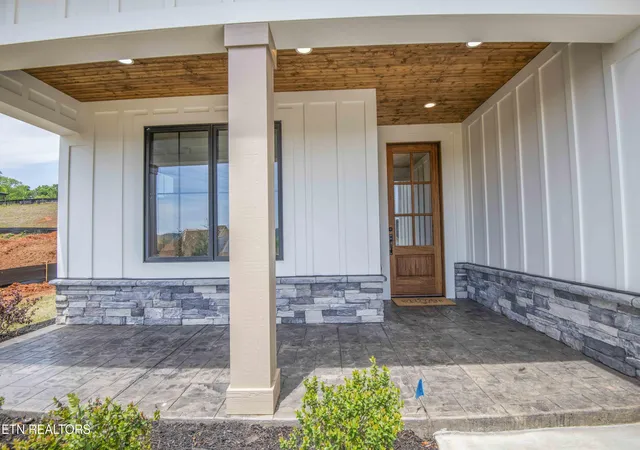4th image of 178 Purple Iris Pl, Loudon, TN 37774 | MLS# 1339613