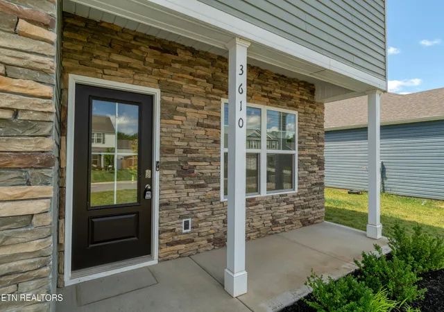 3rd image of 3610 Gregory Dr, Maryville, TN 37804 | MLS# 1344919