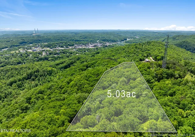 3rd image of 394 Ridgewood Rd, Harriman, TN 37748 | MLS# 1339723