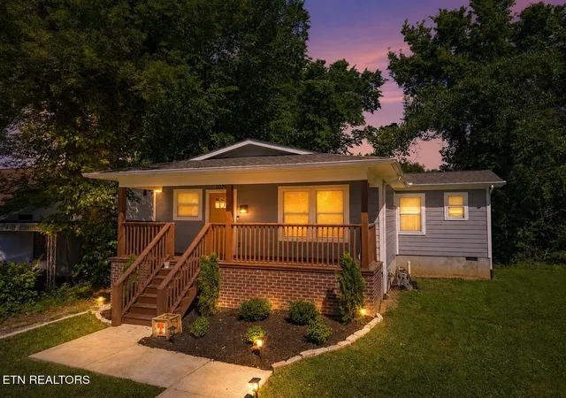 Photo 2 of Single family home for sale at 2029 E 5th Avenue, Knoxville, TN 37917 | MLS# 1340385 | Listing updated on 2026-08-26