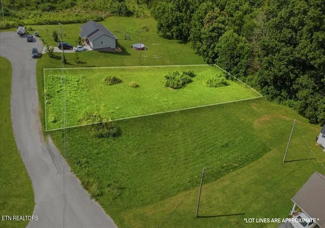 Homes for sale in New Tazewell, TN | Lot 11 Jean Woods Circle, New Tazewell, TN 37825 | MLS# 1339662