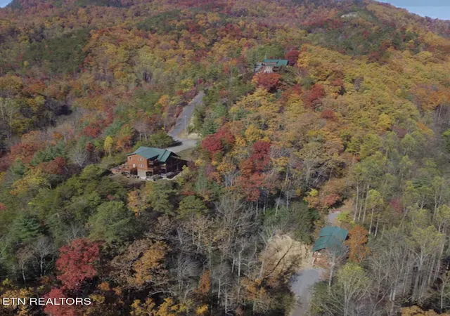 4th image of 909 Fawn Hollow Tr, Townsend, TN 37882 | MLS# 1339697