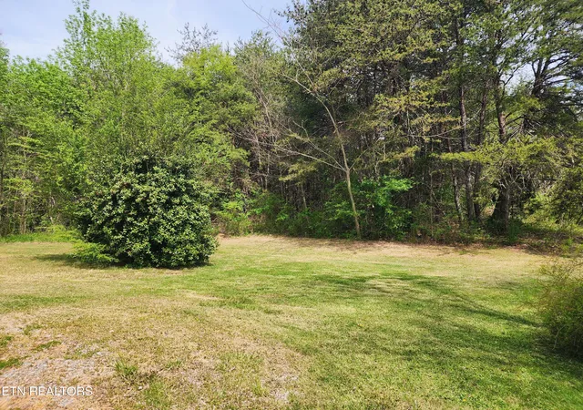 3rd image of 942 Honeysuckle Rd, Maryville, TN 37801 | MLS# 1339827