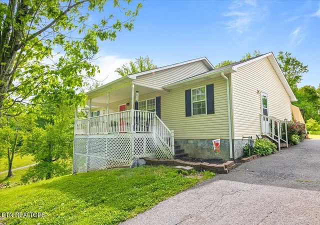 Homes for sale in La Follette, TN | 226 Mckinney Rd, La Follette, TN 37766 | MLS# 1339819
