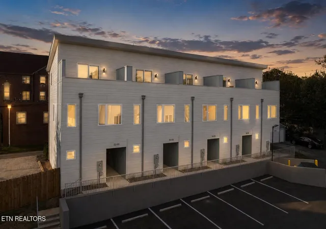1st image of 113 E Oldham Ave #103, Knoxville, TN 37917 | MLS# 1339716