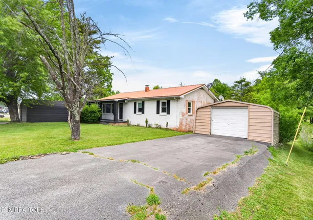 1st image of 706 Industrial Dr, Monterey, TN 38574 | MLS# 1339787