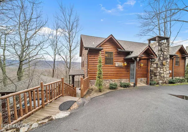 4th image of 922 Scenic Tr, Gatlinburg, TN 37738 | MLS# 1340089