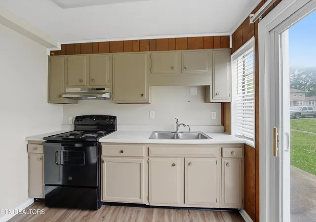 4th image of 111 Tacoma Rd, Oak Ridge, TN 37830
