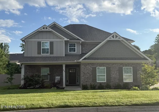 2nd image of 811 Yosemite Dr, Lenoir City, TN 37771 | MLS# 1339902