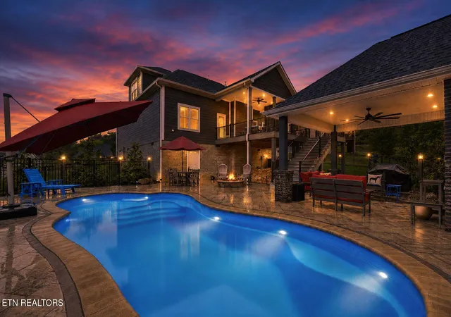 3rd image of 137 Black Oak Dr, Oak Ridge, TN 37830 | MLS# 1339934