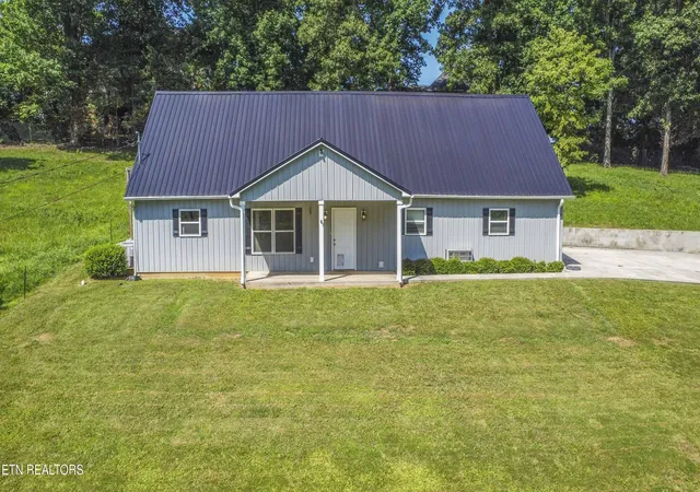 Photo 1 of Single family home for sale at 525 Canton Holw Rd, Knoxville, TN 37934 | MLS# 1340344 | Listing updated on 2026-07-04