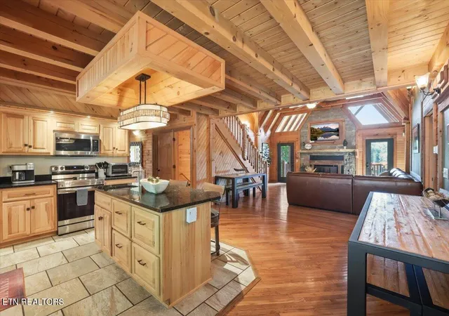5th image of 1836 Range Rd, Dandridge, TN 37725 | MLS# 1340037