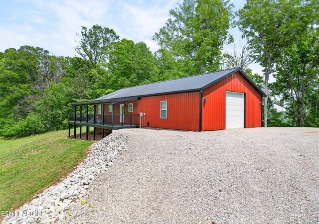 Homes for sale in Byrdstown, TN | 5218 Turney Groce Rd, Byrdstown, TN 38549 | MLS# 1339957