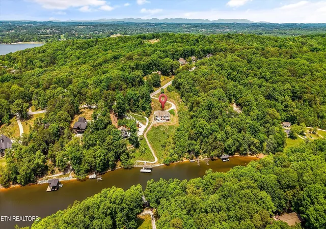 Homes for sale in Lenoir City, TN | 1001 Blackberry Ridge Rd, Lenoir City, TN 37772 | MLS# 1340006
