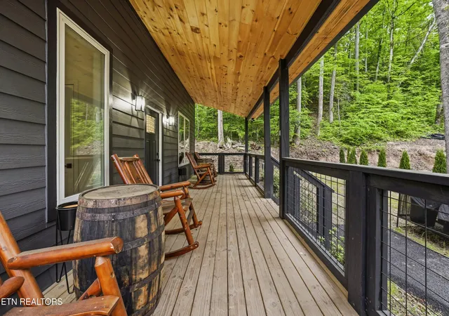 Photo 4 of Single family home for sale at 2825 Whisper Crk Ln, Sevierville, TN 37862 | MLS# 1340307 | Listing updated on 2026-09-04