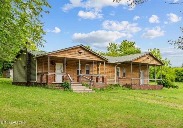 Homes for sale in Spring City, TN | 8466 Shut In Gap Rd, Spring City, TN 37381 | MLS# 1340101