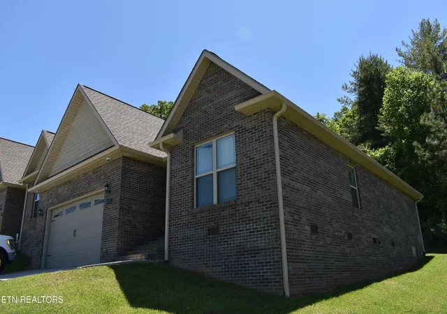 Homes for sale in Harrogate, TN | 420 Cromwell St, Harrogate, TN 37752 | MLS# 1340139