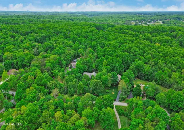 44th image of 121 Laurelwood Ln, Crossville, TN 38555 | MLS# 1340778