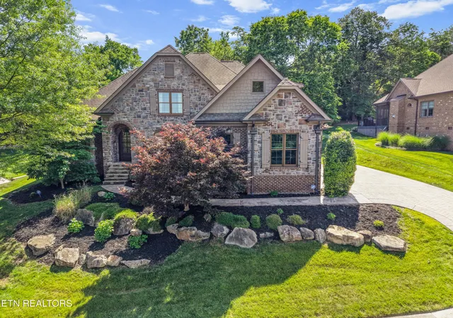 Photo 1 of Sale Pending at 2215 Covered Brg Blvd, Knoxville, TN 37932 | MLS# 1341186 | Listing updated on 2026-09-04