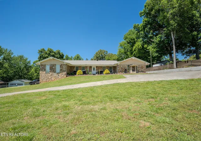 2nd image of 8023 Conner Rd, Powell, TN 37849 | MLS# 1341679