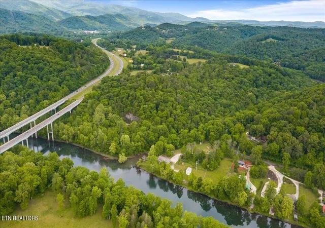 5th image of 341 Lovely Bluff Rd, Rocky Top, TN 37769 | MLS# 1340235