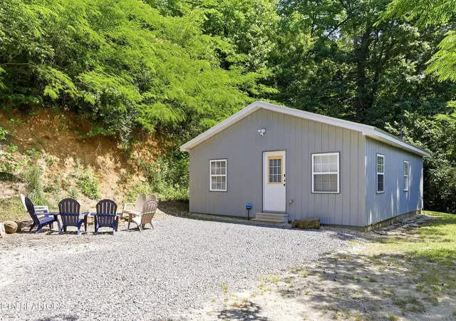 Homes for sale in Rocky Top, TN | 635 Briceville Hwy, Rocky Top, TN 37769 | MLS# 1340386