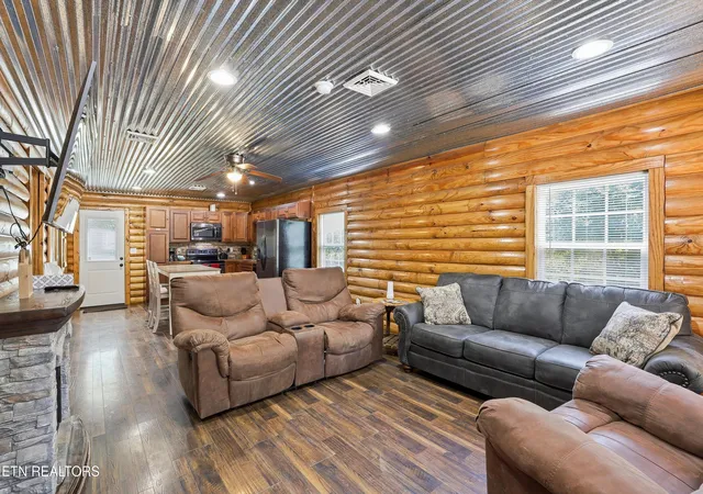image of 635 Briceville Hwy, Rocky Top, TN 37769 | MLS# 1340386