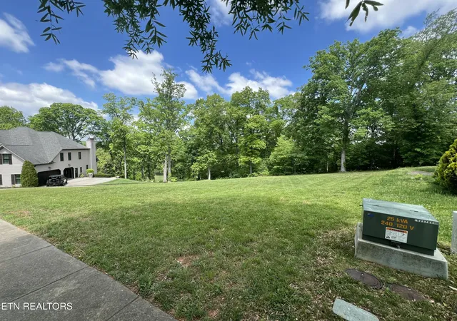 Photo 3 of Land for sale at 526 Stone Villa Ln, Farragut, TN 37934 | MLS# 1340571 | Listing updated on 2026-07-13