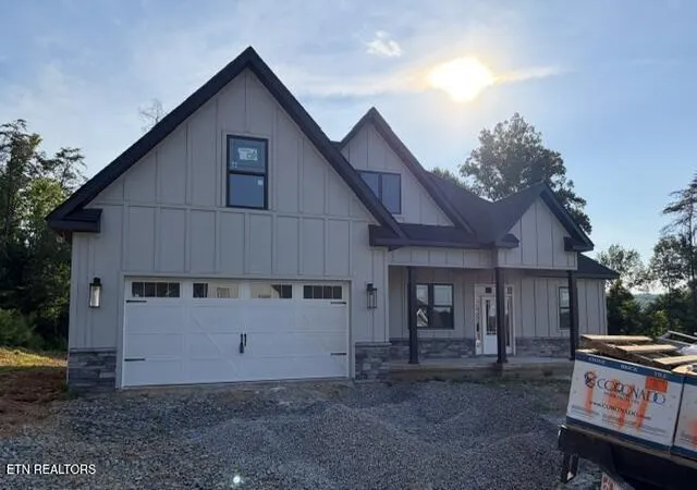 3rd image of 141 Black Oak Dr, Oak Ridge, TN 37830 | MLS# 1340337