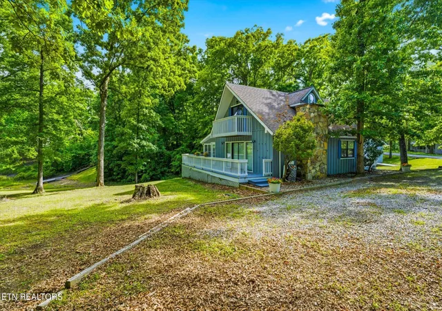 Homes for sale in Sevierville, TN | 915 Leisure Ln, Sevierville, TN 37876 | MLS# 1340403