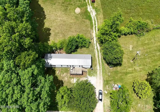 Homes for sale in Robbins, TN | 647 W Robbins Rd, Robbins, TN 37852 | MLS# 1342655