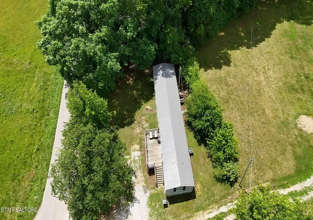 Homes for sale in Robbins, TN | 647 W Robbins Rd, Robbins, TN 37852 | MLS# 1342655