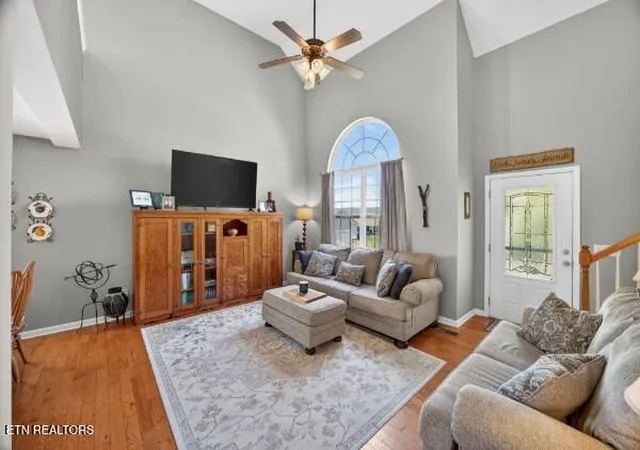 Photo 4 of Single family home for sale at 9680 Slippery Elm Ln, Soddy Daisy, TN 37379 | MLS# 1340400 | Listing updated on 2026-09-21