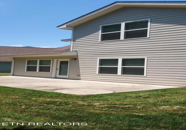 Photo 2 of Single family home for sale at 7725 Train Sta Way, Knoxville, TN 37931 | MLS# 1340633 | Listing updated on 2026-09-04