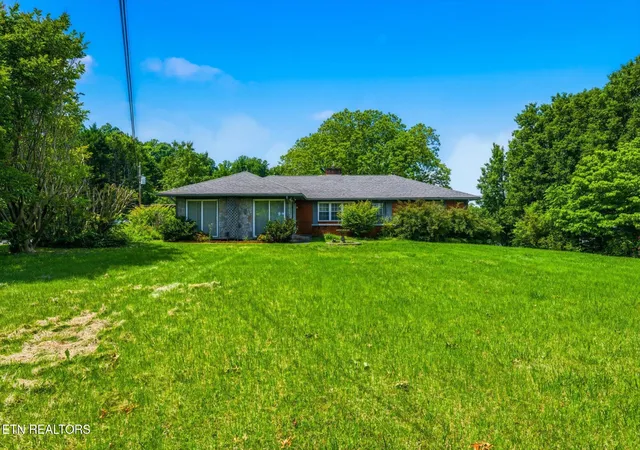 2nd image of 1030 Kirk Rd, Greenback, TN 37742 | MLS# 1340491